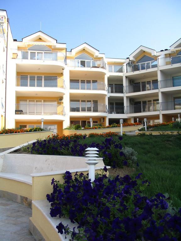 Golden Wave Apartment Sozopol Exterior photo