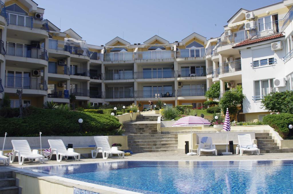 Golden Wave Apartment Sozopol Exterior photo